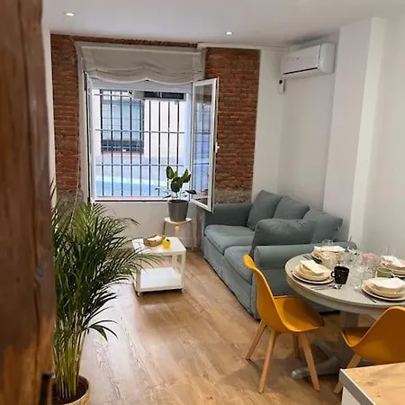 Apartamento Atocha/Reina Sofia Madrid Buitenkant foto